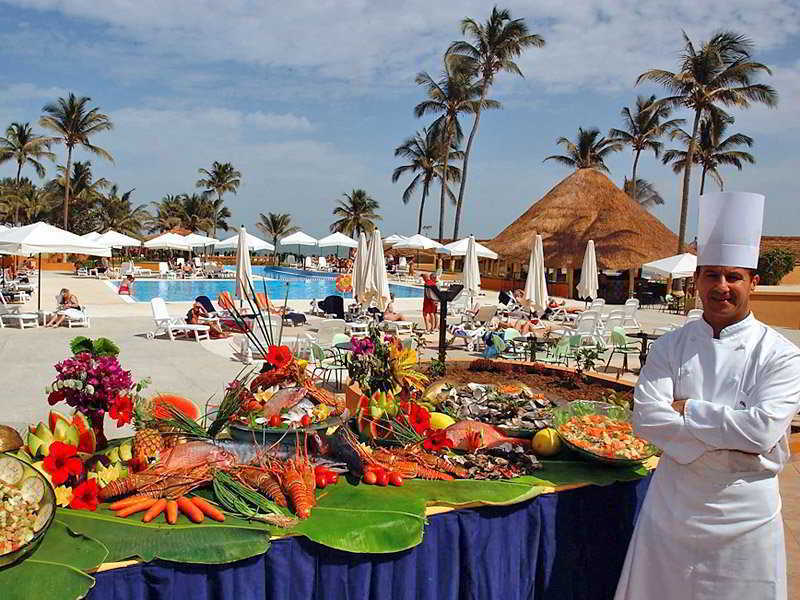 Sunbeach Hotel & Resort Bakau Экстерьер фото